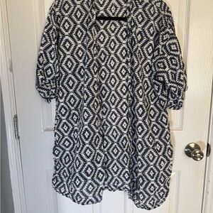 Black and White Geometric Patterned open shirt for men
